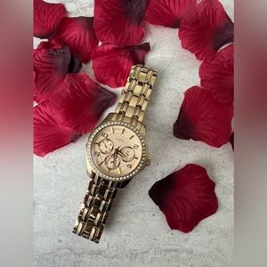 Guess Bracelet Watch✨✨✨